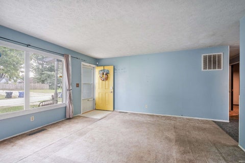 Tiny photo for 6001 Kiowa Street, Kokomo, IN 46902 (MLS # 202640003)