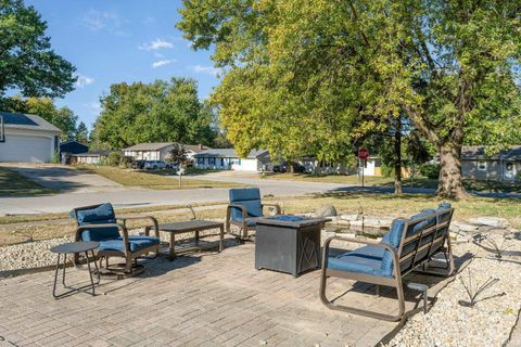 Tiny photo for 308 CYPRESS Court, Kokomo, IN 46902 (MLS # 202540578)