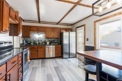 Tiny photo for 308 CYPRESS Court, Kokomo, IN 46902 (MLS # 202540578)