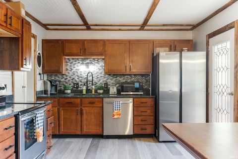 Tiny photo for 308 CYPRESS Court, Kokomo, IN 46902 (MLS # 202540578)