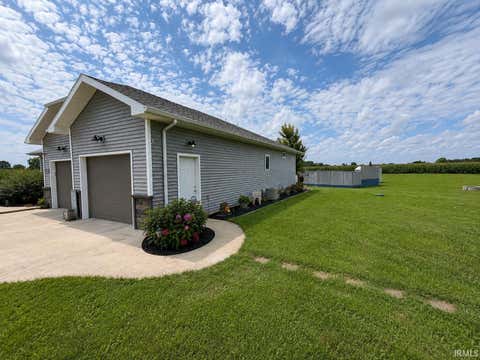 Tiny photo for 2558 S 50 W, Peru, IN 46970 (MLS # 202634391)
