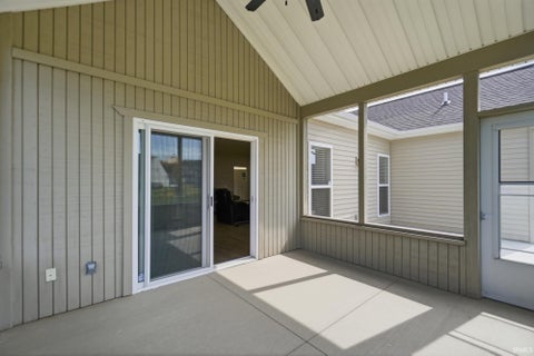Tiny photo for 14719 Verona Lakes Passage, Fort Wayne, IN 46814 (MLS # 202626727)