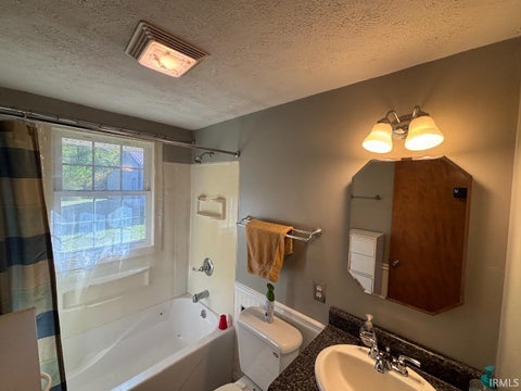 Tiny photo for 3310 S 1000 W, Anderson, IN 46012 (MLS # 202643549)