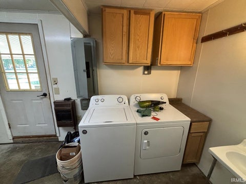 Tiny photo for 3310 S 1000 W, Anderson, IN 46012 (MLS # 202643549)