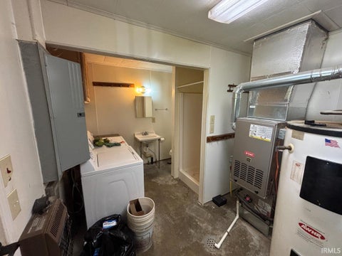 Tiny photo for 3310 S 1000 W, Anderson, IN 46012 (MLS # 202643549)