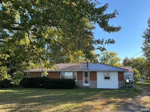 Photo of 3310 S 1000 W, Anderson, IN 46012 (MLS # 202643549)