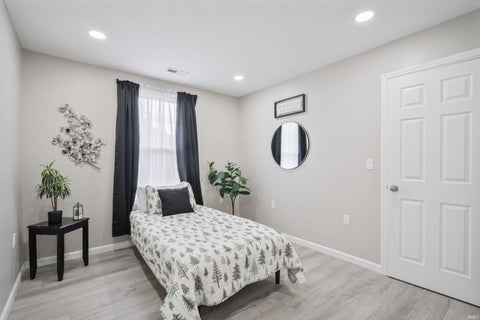 Tiny photo for 801 E SUPERIOR Street, Kokomo, IN 46901 (MLS # 202639991)