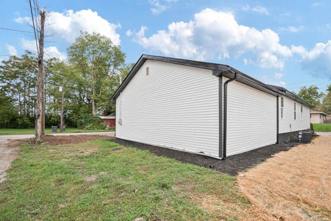 Tiny photo for 801 E SUPERIOR Street, Kokomo, IN 46901 (MLS # 202639991)