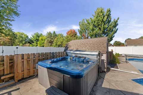 Tiny photo for 4024 Willowood Drive, Lafayette, IN 47905 (MLS # 202541174)
