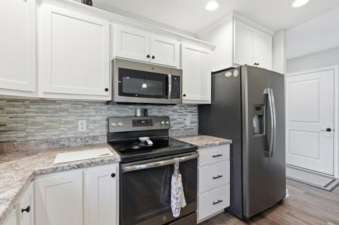 Tiny photo for 503 Williamson Circle, Angola, IN 46703 (MLS # 202614653)