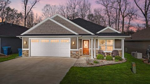 Tiny photo for 503 Williamson Circle, Angola, IN 46703 (MLS # 202614653)