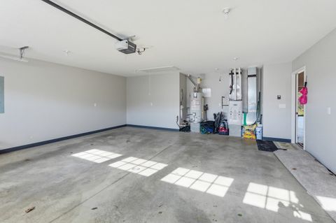 Tiny photo for 503 Williamson Circle, Angola, IN 46703 (MLS # 202614653)