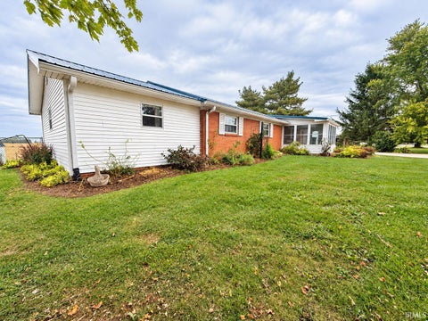 Tiny photo for 654 N State Road 29 Highway, Michigantown, IN 46057 (MLS # 202642995)