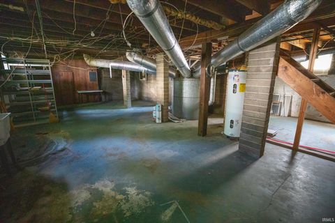 Tiny photo for 624 Jefferson Street, Rochester, IN 46975 (MLS # 202538600)