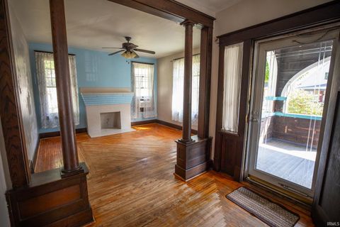 Tiny photo for 624 Jefferson Street, Rochester, IN 46975 (MLS # 202538600)