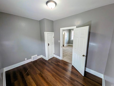 Tiny photo for 2617 Dunham Street, South Bend, IN 46619 (MLS # 202636075)