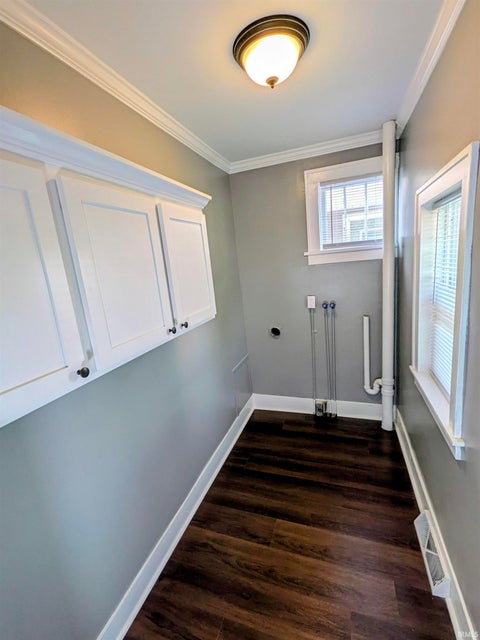 Tiny photo for 2617 Dunham Street, South Bend, IN 46619 (MLS # 202636075)