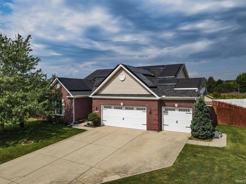 Photo of 5404 W Cobblestone Street, Bloomington, IN 47403 (MLS # 202639412)