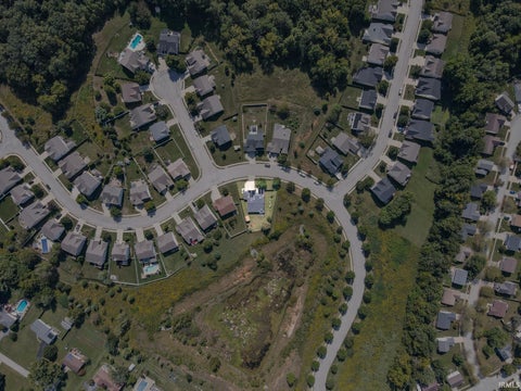 Tiny photo for 5404 W Cobblestone Street, Bloomington, IN 47403 (MLS # 202639412)