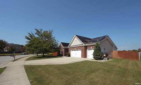 Tiny photo for 5404 W Cobblestone Street, Bloomington, IN 47403 (MLS # 202639412)