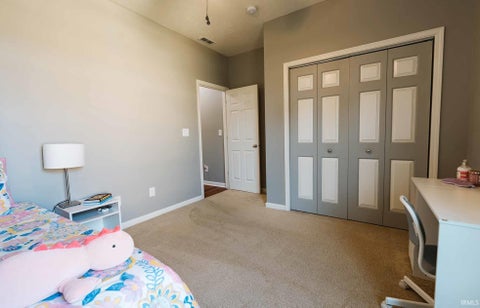 Tiny photo for 5404 W Cobblestone Street, Bloomington, IN 47403 (MLS # 202639412)