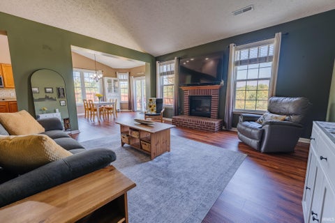 Tiny photo for 5404 W Cobblestone Street, Bloomington, IN 47403 (MLS # 202639412)