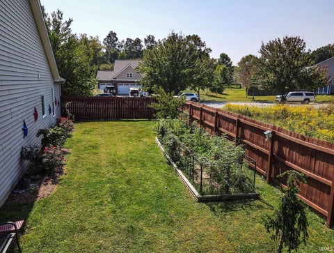 Tiny photo for 5404 W Cobblestone Street, Bloomington, IN 47403 (MLS # 202639412)