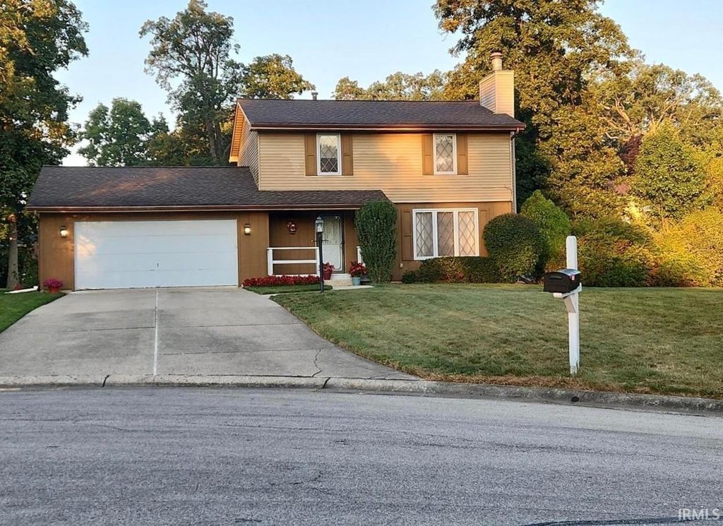 Photo of 6711 Sullivans Court, Fort Wayne, IN 46835 (MLS # 202605007)