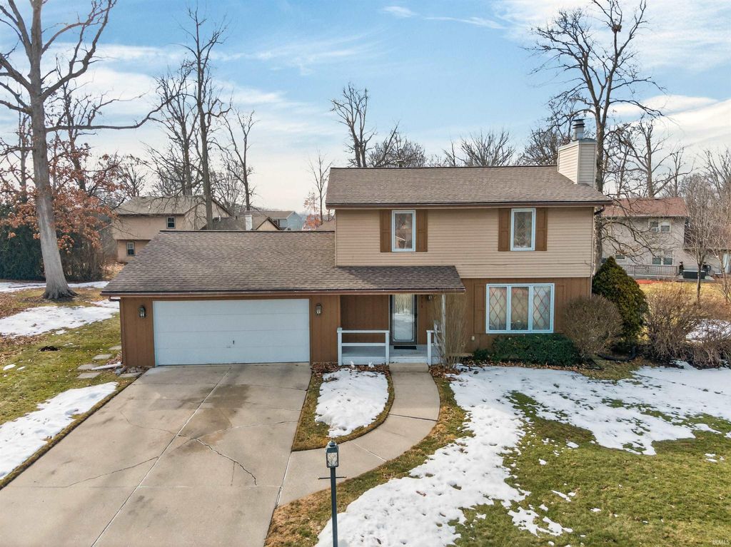 Photo of 6711 Sullivans Court, Fort Wayne, IN 46835 (MLS # 202605007)