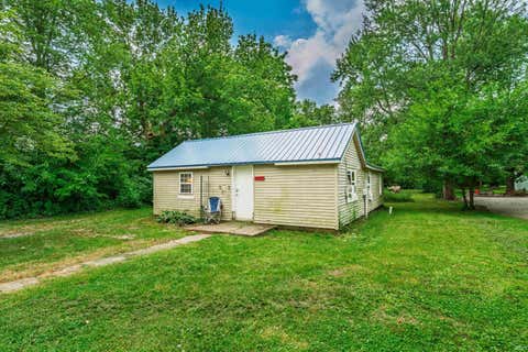 Photo for 407 E Maple Street