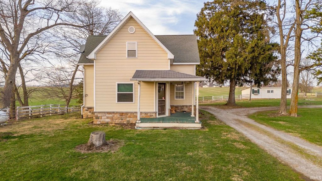 Photo of 10422 State Road 38, Greens Fork, IN 47345 (MLS # 202608252)