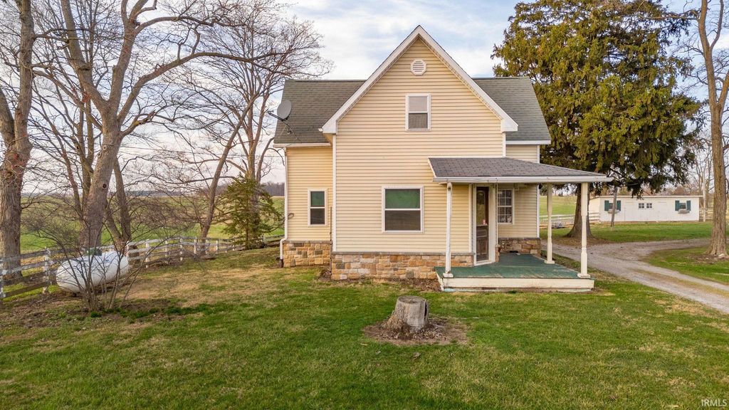 Photo of 10422 State Road 38, Greens Fork, IN 47345 (MLS # 202608252)