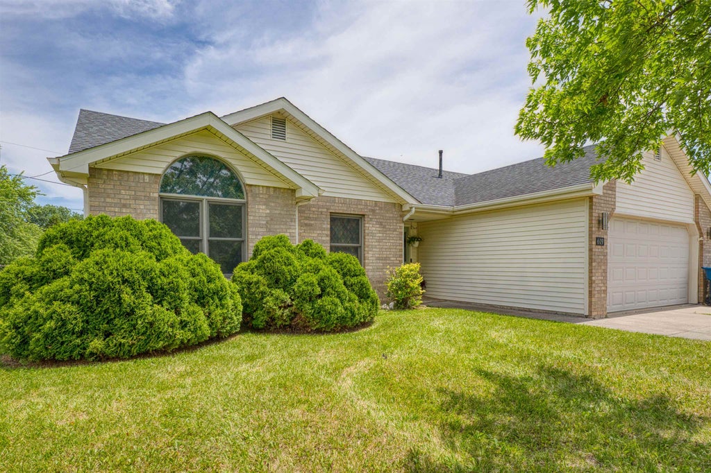 Photo of 609 Sandalwood Drive, Ossian, IN 46777 (MLS # 202624045)