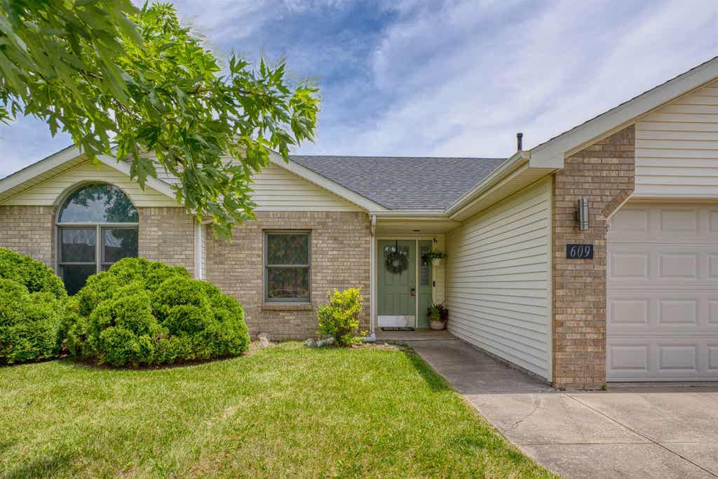 Photo of 609 Sandalwood Drive, Ossian, IN 46777 (MLS # 202624045)