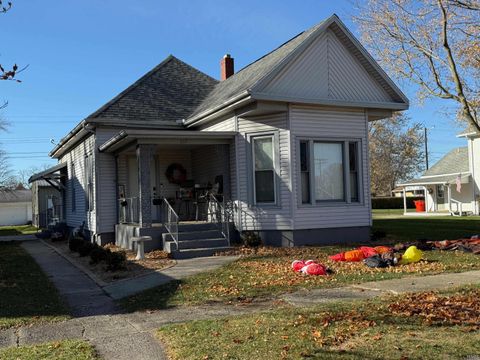 Photo of 122 N Monon Ave, Francesville, IN 47946 (MLS # 202546186)
