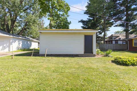 Tiny photo for 1818 Leer Street, South Bend, IN 46613 (MLS # 202625521)