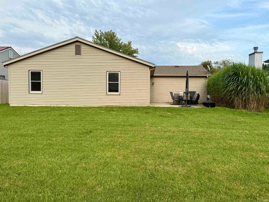 Photo of 6127 Deville Place, Fort Wayne, IN 46835 (MLS # 202635899)
