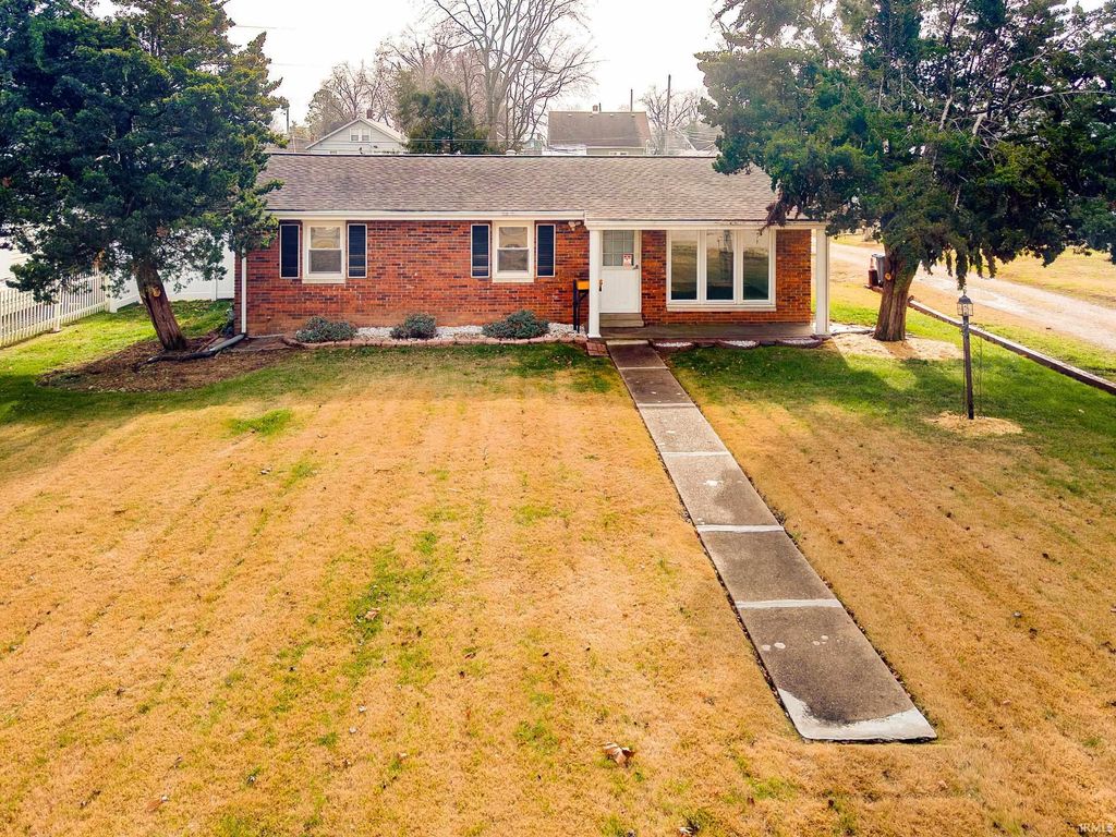 Photo of 3416 Marion Avenue, Evansville, IN 47712 (MLS # 202547206)