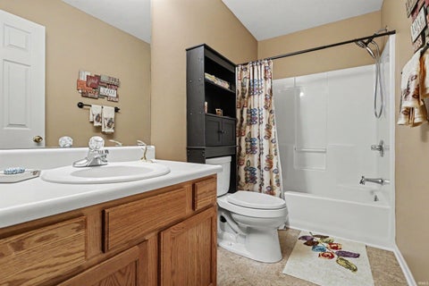 Tiny photo for 51665 Sandelwood Court, Granger, IN 46530 (MLS # 202627484)