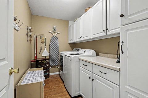 Tiny photo for 51665 Sandelwood Court, Granger, IN 46530 (MLS # 202627484)