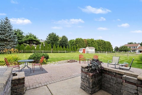 Tiny photo for 51665 Sandelwood Court, Granger, IN 46530 (MLS # 202627484)