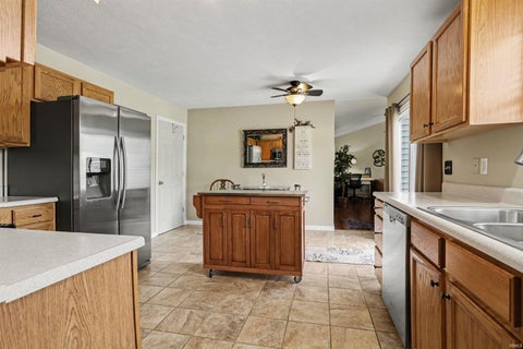 Tiny photo for 51665 Sandelwood Court, Granger, IN 46530 (MLS # 202627484)