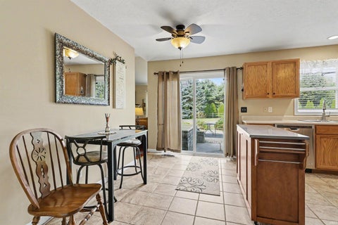 Tiny photo for 51665 Sandelwood Court, Granger, IN 46530 (MLS # 202627484)