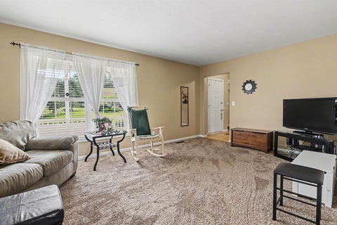 Tiny photo for 51665 Sandelwood Court, Granger, IN 46530 (MLS # 202627484)