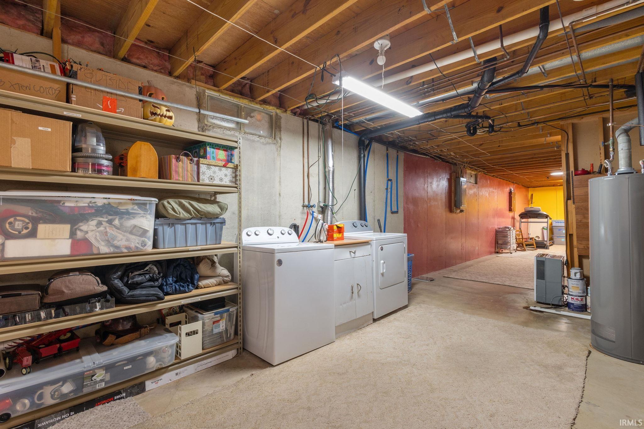 Mishawaka, Indiana 46544, United States, 3 Bedrooms Bedrooms, ,2 BathroomsBathrooms,Residential,Pending,187600