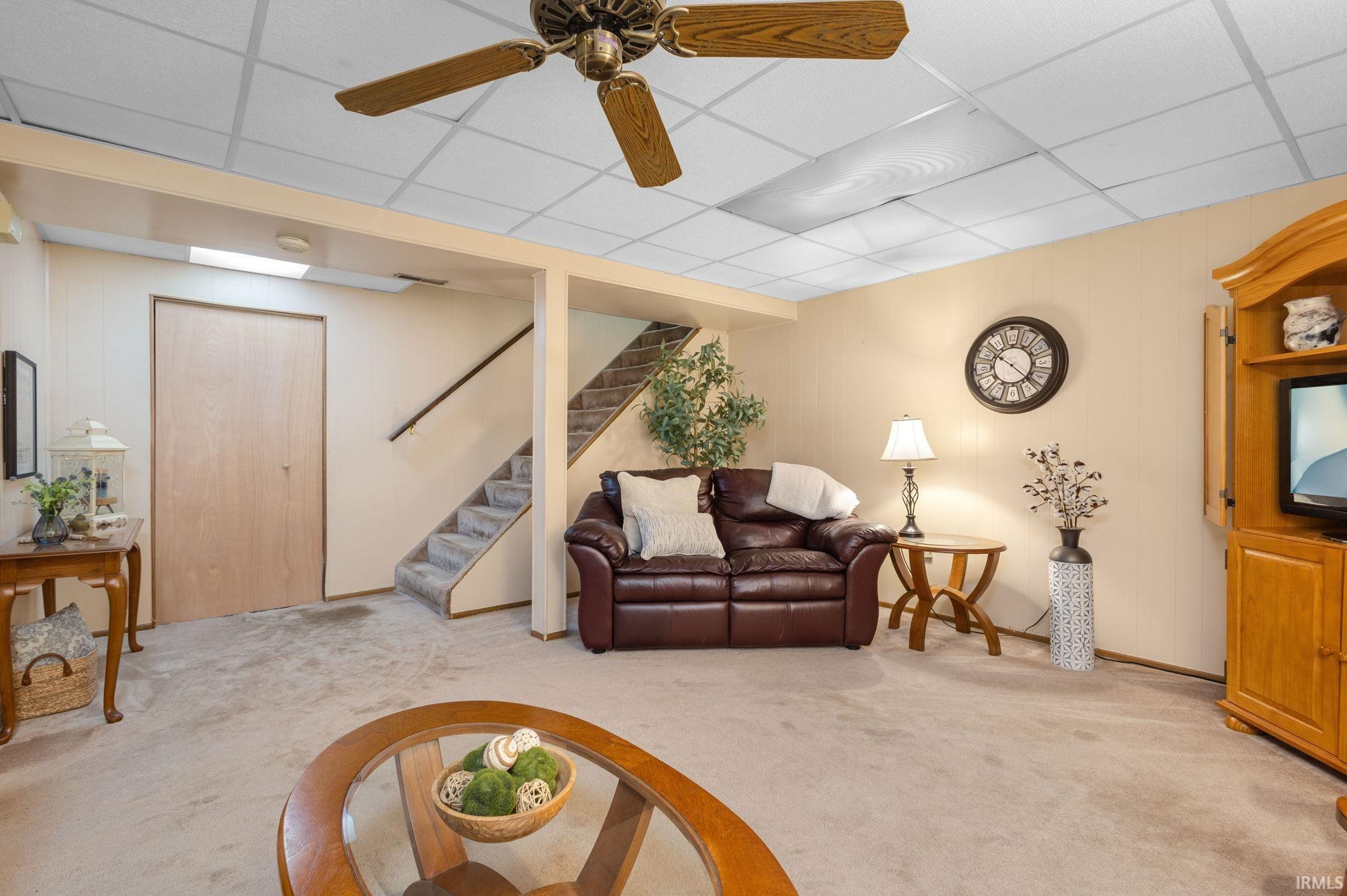 Mishawaka, Indiana 46544, United States, 3 Bedrooms Bedrooms, ,2 BathroomsBathrooms,Residential,Pending,187600