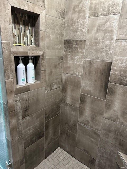 Tiny photo for 2125 Foxfire Lane, Kokomo, IN 46902 (MLS # 202547801)