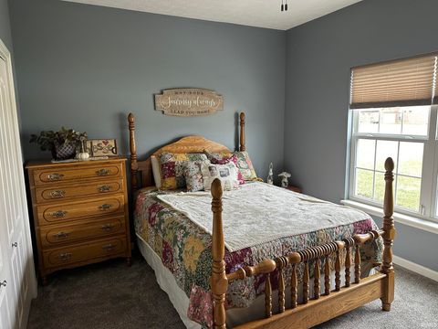 Tiny photo for 2125 Foxfire Lane, Kokomo, IN 46902 (MLS # 202547801)