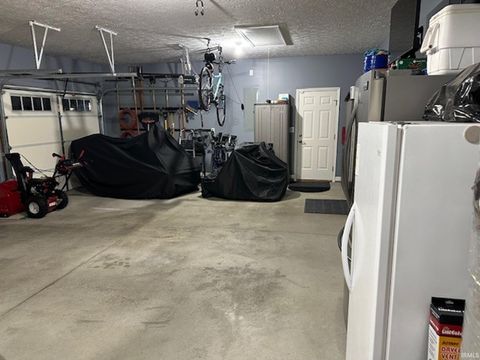 Tiny photo for 2125 Foxfire Lane, Kokomo, IN 46902 (MLS # 202547801)