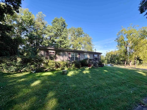 Tiny photo for 2205 Philippa Street, South Bend, IN 46613 (MLS # 202637986)